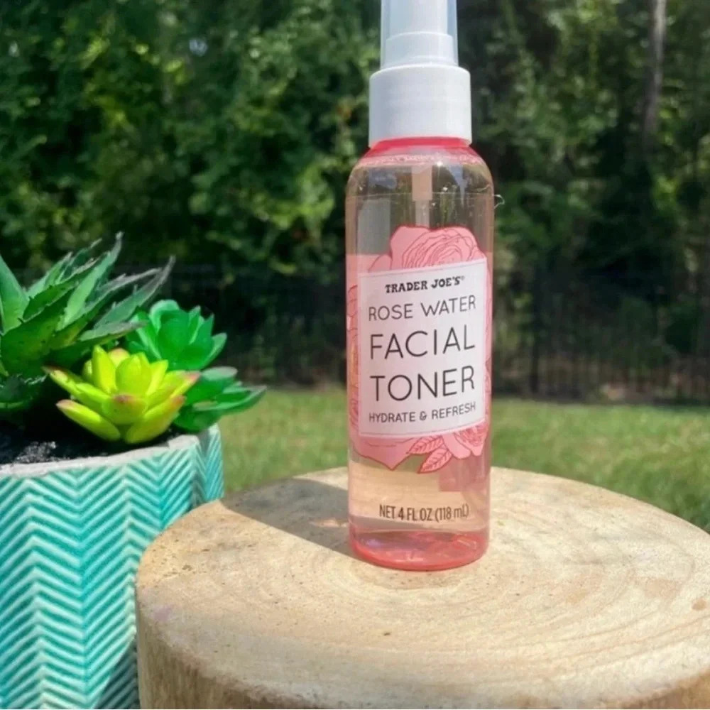 Trader Joe's Rose Water Facial Toner
Hydrate & Refresh Spray, 4 OZ.